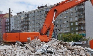 Вывоз строительного мусора с участка в Малоярославце недорого от 1590 руб. | 2Землекопа-Млр