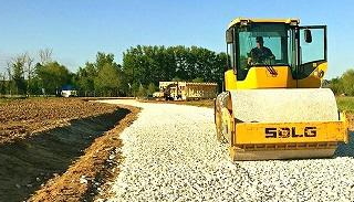 Отсыпка дороги в Малоярославце от 2Землекопа-Млр от 954 руб. за метр 
